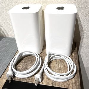 Apple AirPort Extreme w/ Original Power-cord Model A1521